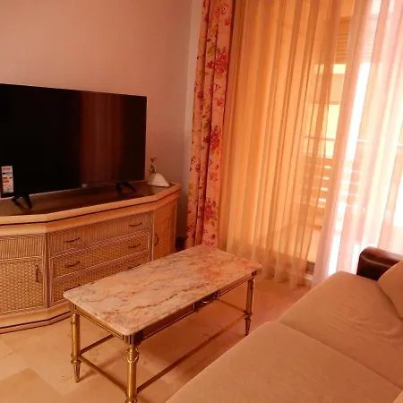 Apartament Edificio 1º Linea De Playa, En Paseo Maritimo De Torrevieja, Alicante, Costa Blanca *
