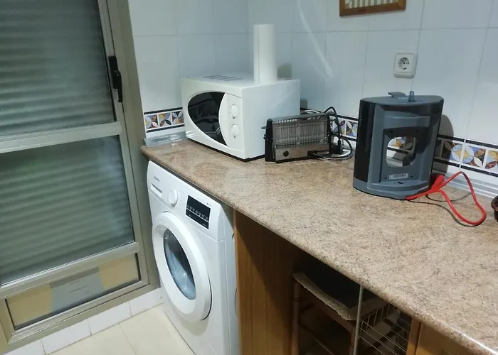 Appartement Edificio 1º Linea De Playa, En Paseo Maritimo De Torrevieja, Alicante, Costa Blanca *