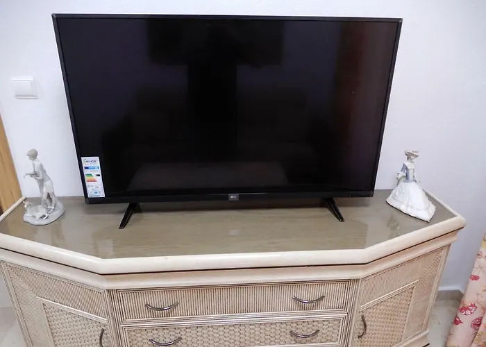 Appartement Edificio 1º Linea De Playa, En Paseo Maritimo De Torrevieja, Alicante, Costa Blanca *