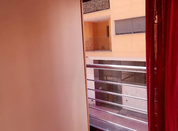 Edificio 1º Linea De Playa, En Paseo Maritimo De Torrevieja, Alicante, Costa Blanca * Torrevieja