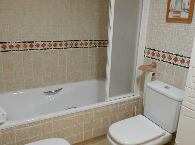 Edificio 1º Linea De Playa, En Paseo Maritimo De Torrevieja, Alicante, Costa Blanca Appartement *