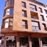 Edificio 1º Linea De Playa, En Paseo Maritimo De Torrevieja, Alicante, Costa Blanca * Torrevieja