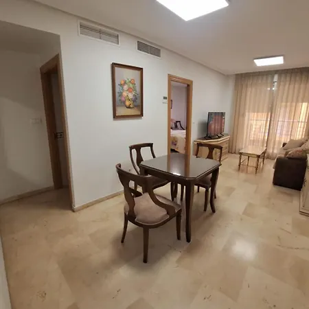 Edificio 1º Linea De Playa, En Paseo Maritimo De Torrevieja, Alicante, Costa Blanca Апартаменты Торевьиа
