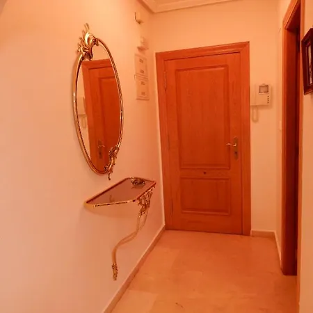 Апартаменты Edificio 1º Linea De Playa, En Paseo Maritimo De Torrevieja, Alicante, Costa Blanca