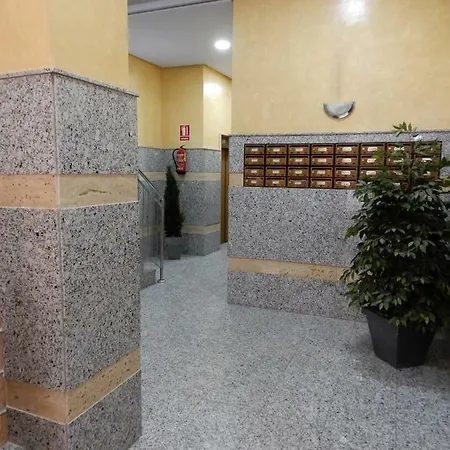 Edificio 1º Linea De Playa, En Paseo Maritimo De Torrevieja, Alicante, Costa Blanca Апартаменты Торевьиа
