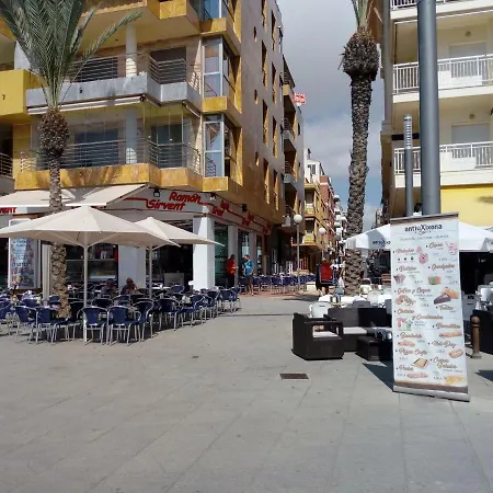 Daire Edificio 1º Linea De Playa, En Paseo Maritimo De Torrevieja, Alicante, Costa Blanca