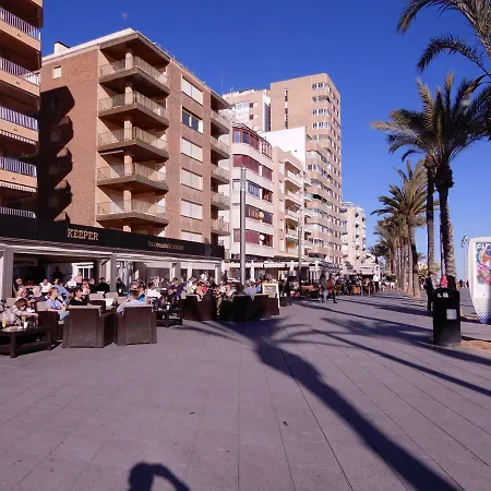 Edificio 1º Linea De Playa, En Paseo Maritimo De Torrevieja, Alicante, Costa Blanca Апартаменты *