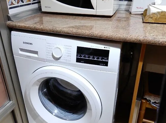 Apartamento Edificio 1º Línea De Playa, En Paseo Marítimo De Torrevieja, Alicante, Costa Blanca Torrevieja